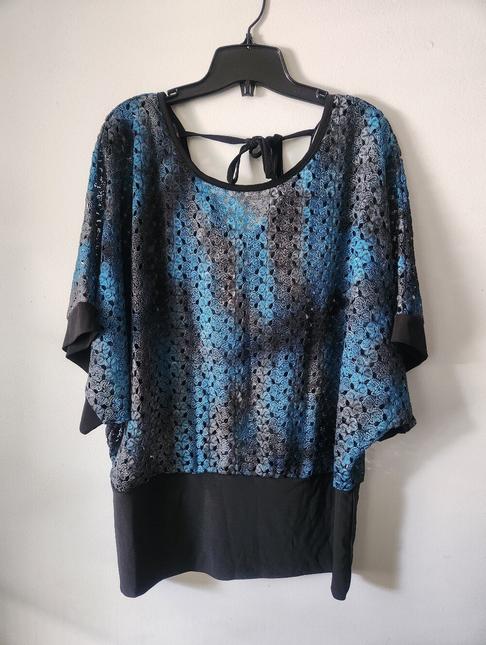 Michael Tyler Dolman-Sleeve Blue/black Knit Crochet Tunic Top